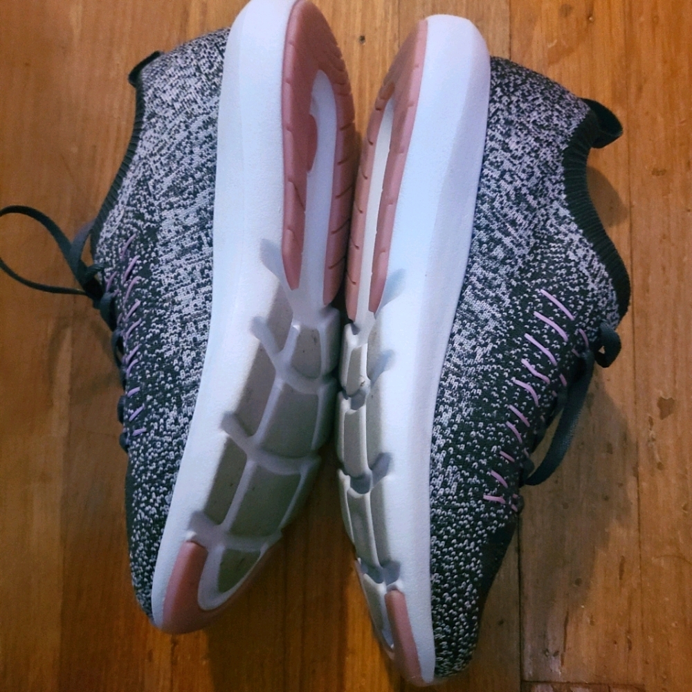 Abeo sneakers